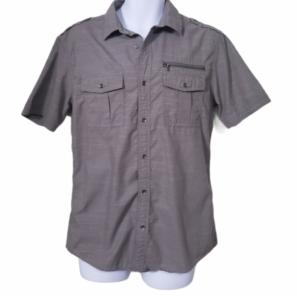𝅺rock and  Republic Casual Button Down Shirt- Men's
